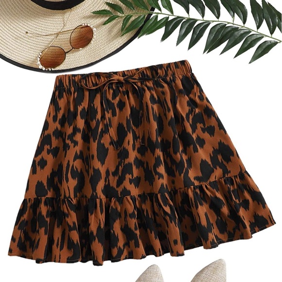 SHEIN Dresses & Skirts - 🆕 SheIn Women's Leopard Print Drawstring Waist Layer Ruffle Hem Short Skirt XL
